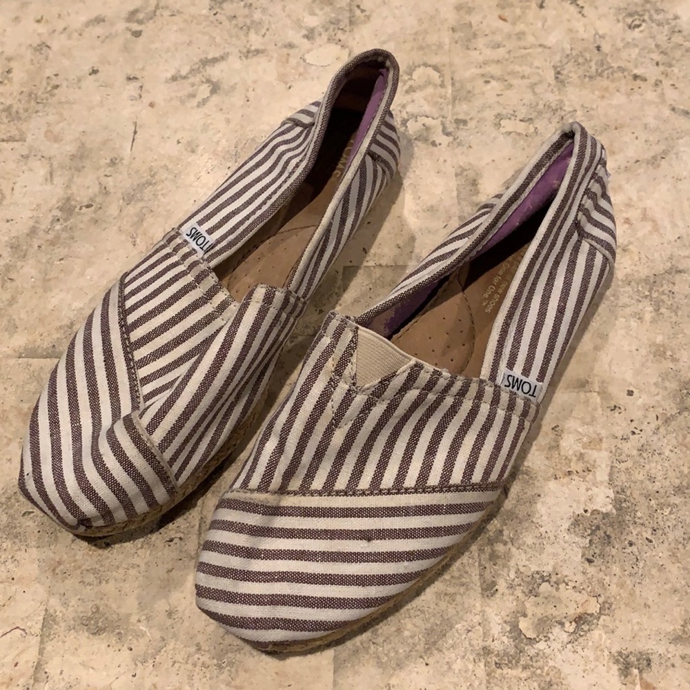 Toms shoes striped 7.5 slip on espadrilles